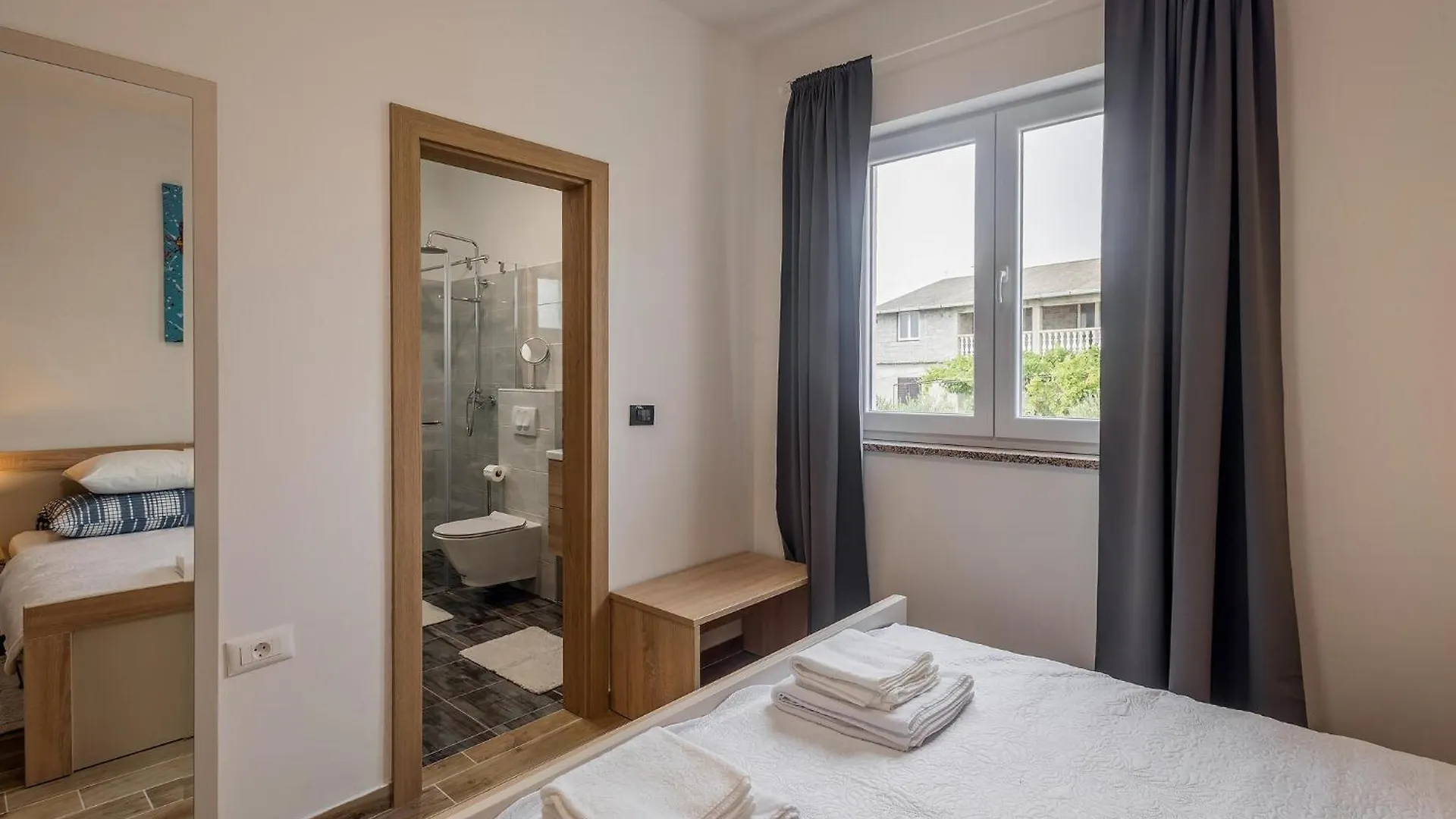 Awesome Home In Vrsi With Outdoor Swimming Pool 0*,  Croazia
