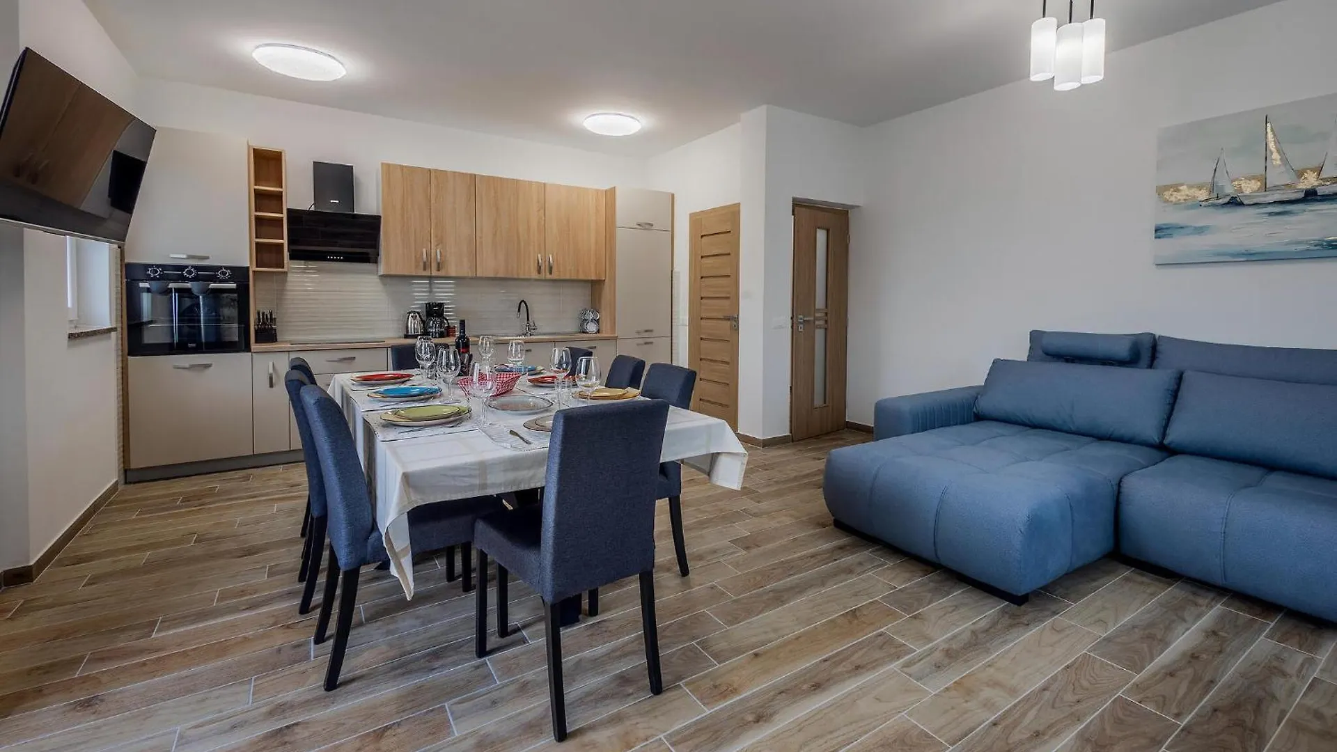 Awesome Home In Vrsi With Outdoor Swimming Pool